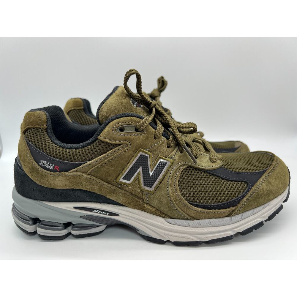 New Balance 2002R Woodland Black Men's Size 8 U2002RR New